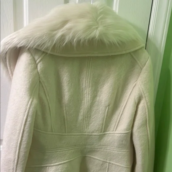 Cream Coat with Faux Fur Collar - Picture 10 of 11